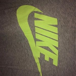 nike tee shirt